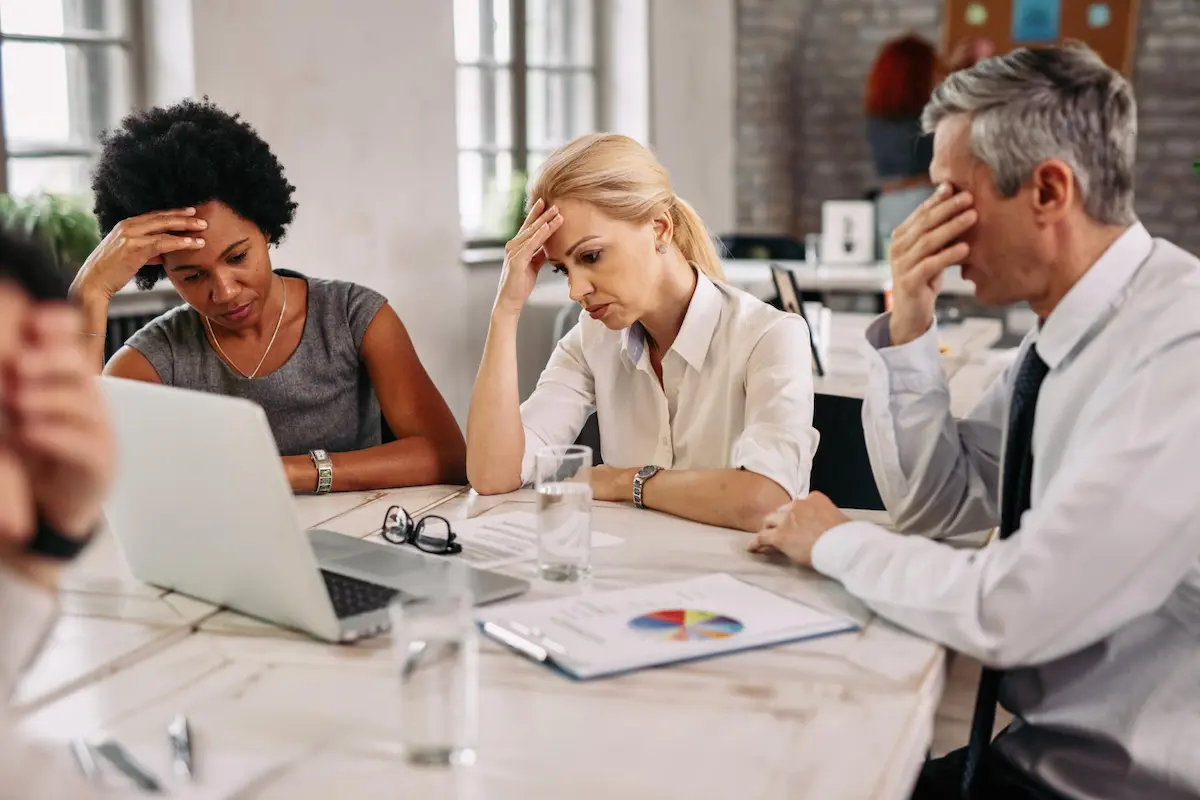 Cómo superar la falta de confianza en un equipo de trabajo
